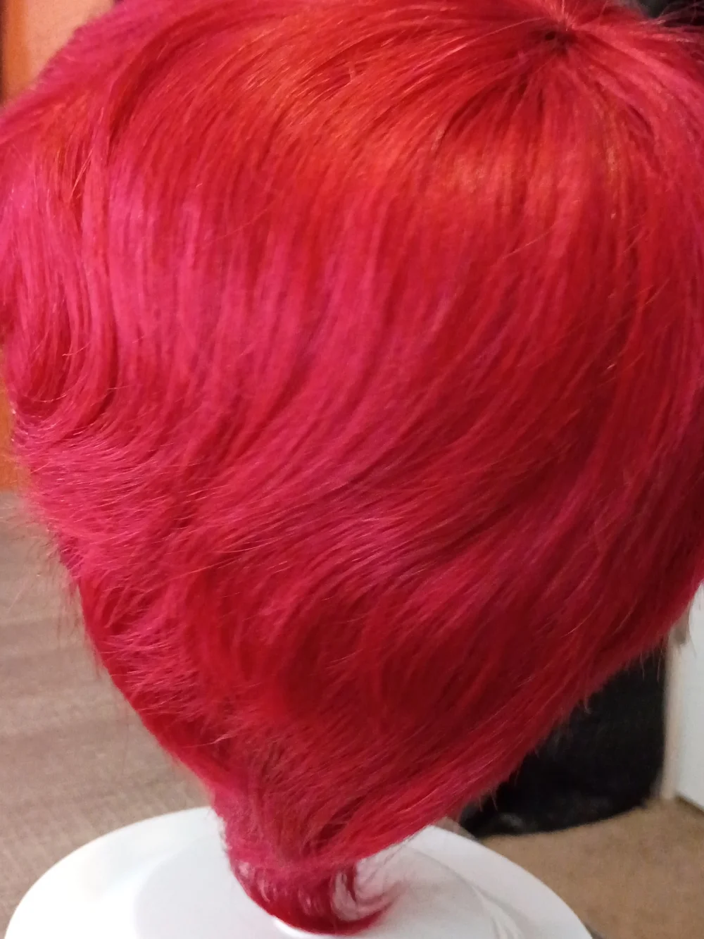 Short Layered Red Women's Wig with Soft Waves